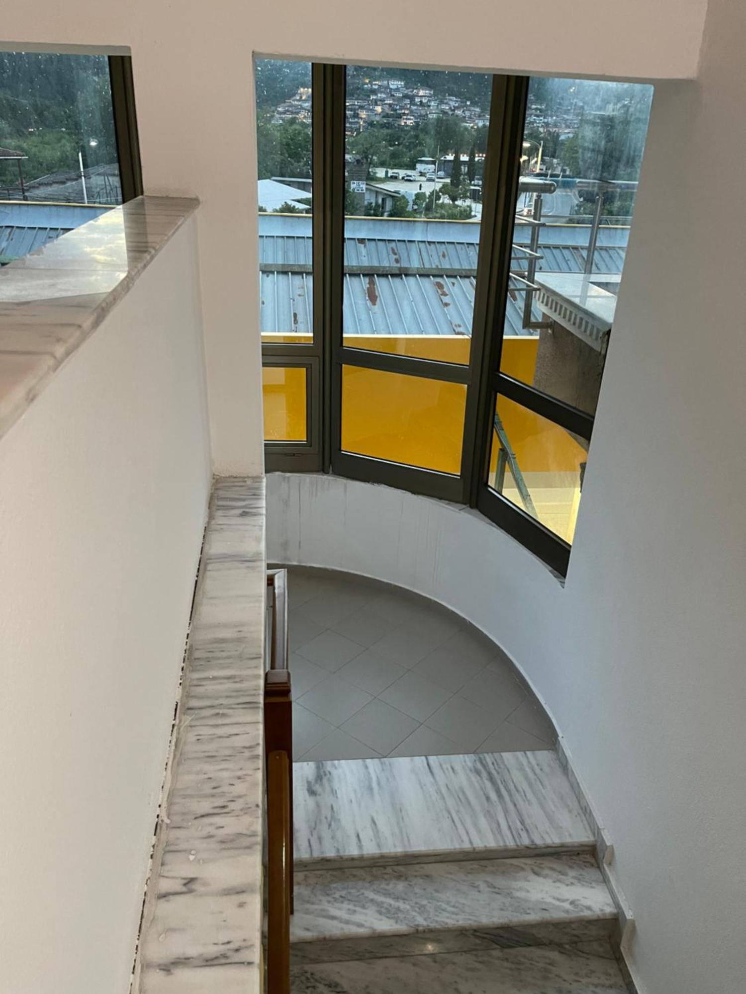 Vila At Μπεράτ Εξωτερικό φωτογραφία